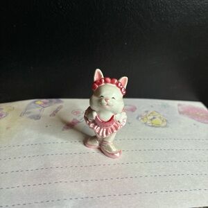 Vintage 1988 Hallmark Valentine’s Merry Miniature ballerina bunny